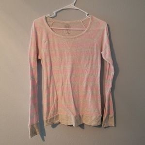 💛 Pink and White Long Sleeve Shirt